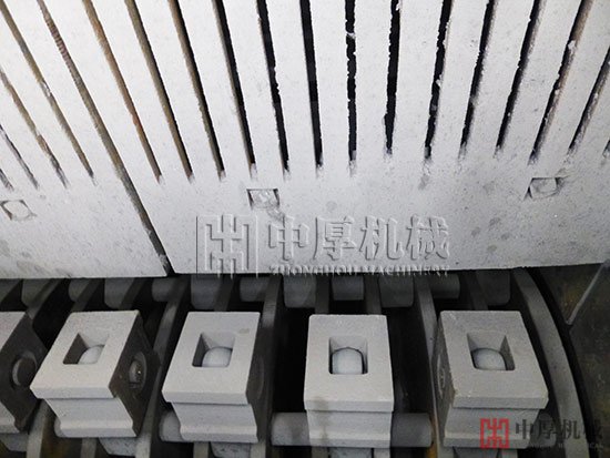 新型液壓制沙機(jī)內(nèi)部結(jié)構(gòu)